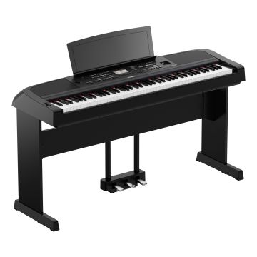 229607 Yamaha DGX-670 B Black Bundle